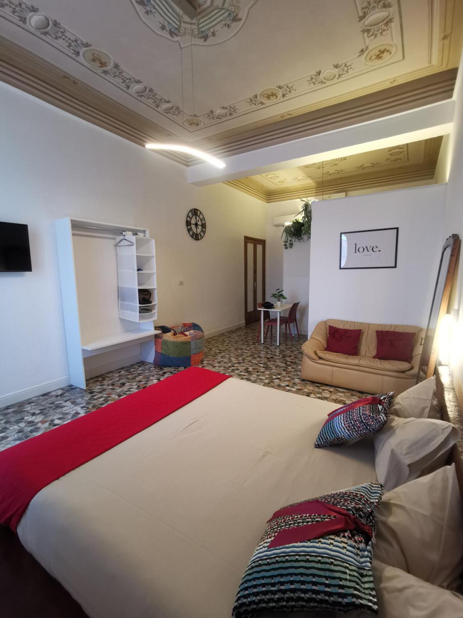Tiritu Apartments Catania Exterior photo